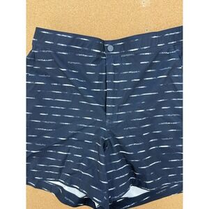 Men's VRST Navy 5" Resort Short‎ Slim Fit Navy/Sand Stripe Size Medium Active